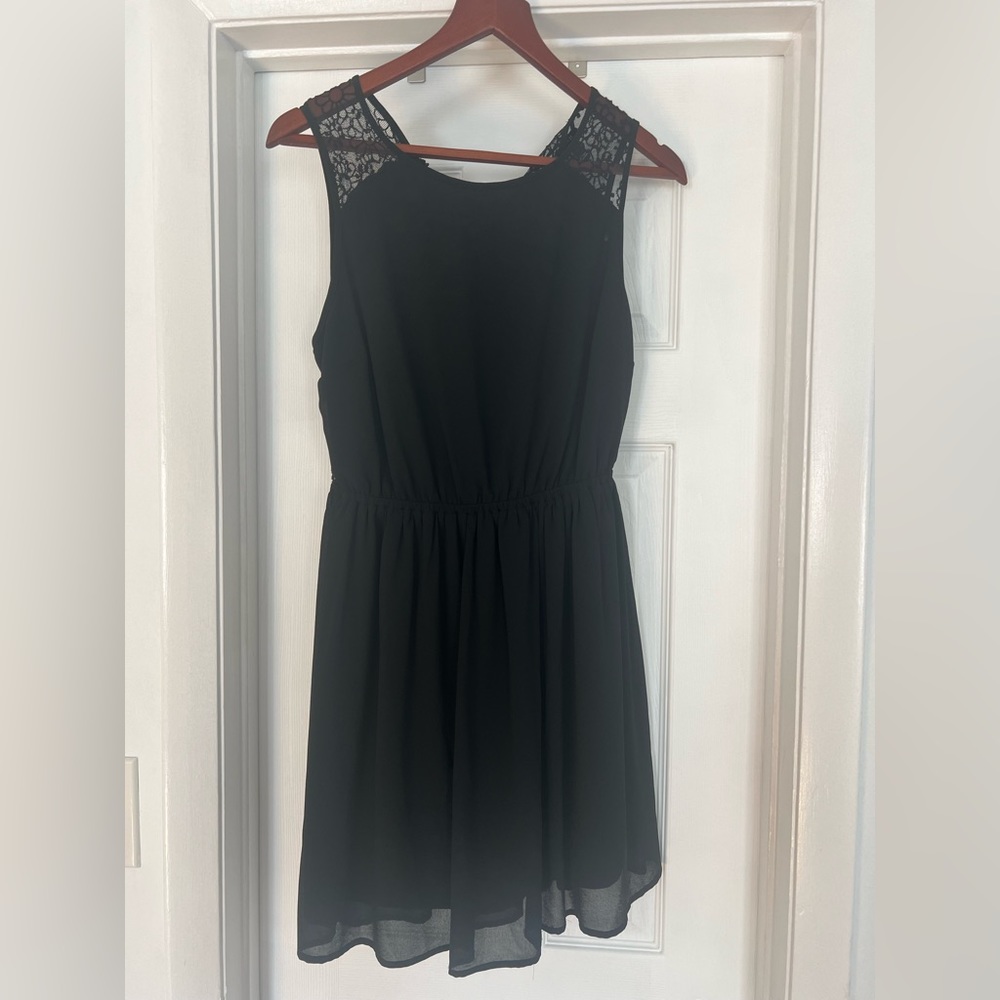 Forever 21 black lace dress!